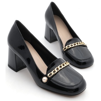 marjin women`s chunky heel chain flat σε προσφορά