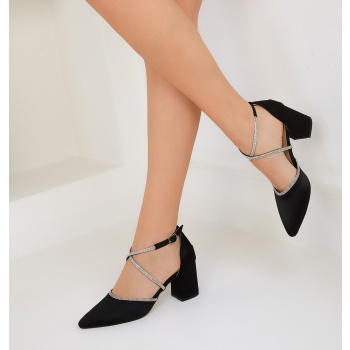 soho women`s black satin classic heeled σε προσφορά