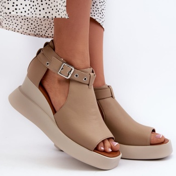 women`s platform and wedge sandals made σε προσφορά