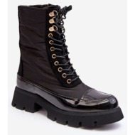  insulated work boots with flat heels, black saranema