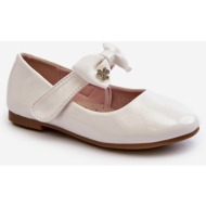  children`s patent leather ballerinas in white color with velcro bow