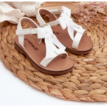 patent leather children`s sandals with σε προσφορά