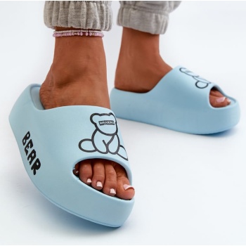 women`s foam slippers with a solid sole