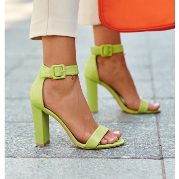 neon green high-heeled sandals georgina σε προσφορά