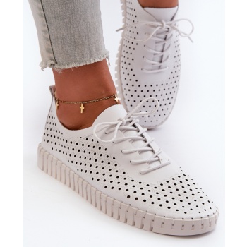 women`s leather sneakers with openwork σε προσφορά