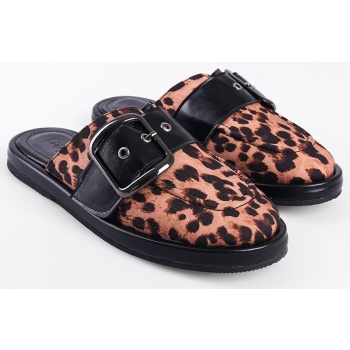 capone outfitters women`s closed toe σε προσφορά