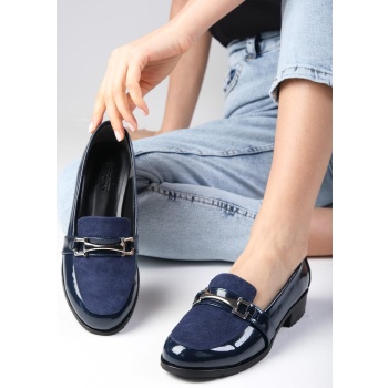 mio gusto navy blue color patent σε προσφορά