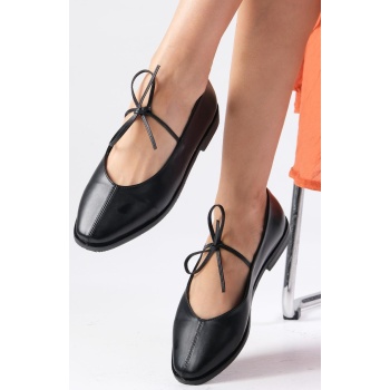 mio gusto elaine black color lace-up σε προσφορά