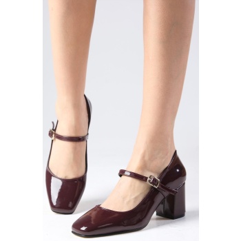 mio gusto alda burgundy color patent σε προσφορά