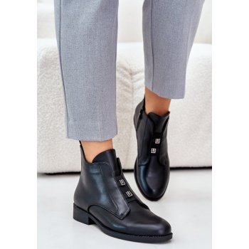 insulated women`s ankle boots on a flat