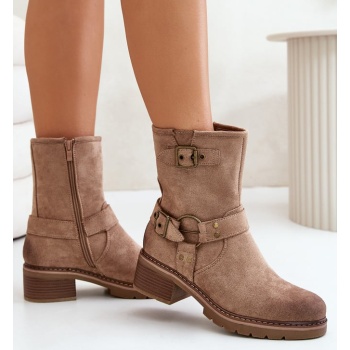 women`s ankle boots on a low heel with