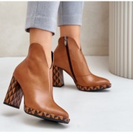  leather ankle boots on heel brown laura messi 2836