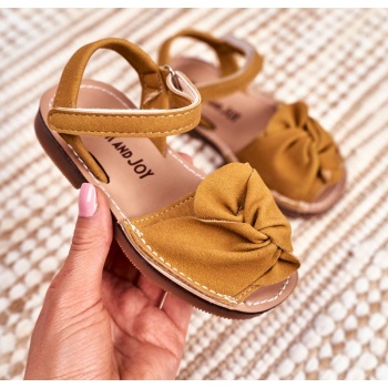child`s sandals with velcro yellow goofy σε προσφορά