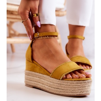 women`s sandals on a wedge with cubic σε προσφορά