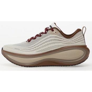 nike vomero plus sail/ pecan-caldera σε προσφορά
