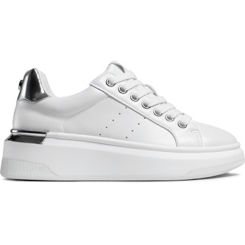 γυναικεία sneakers steve madden glacial σε προσφορά