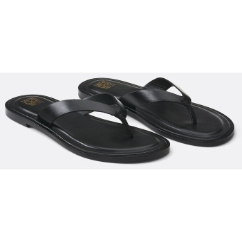 επίπεδα δερμάτινα σανδάλια τύπου