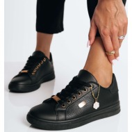 μαύρα sneakers σε ζαγρέ υλικό και διακοσμητικό κρεμαστό