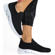  μαύρα sneakers σε κάλτσα με ιδιαίτερη σόλα