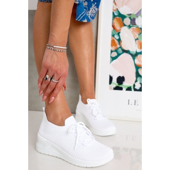 λευκά sneakers με πλατφόρμα σε κάλτσα σε προσφορά