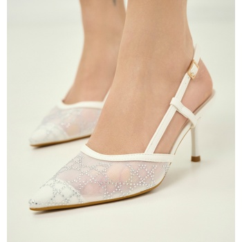 γόβες μυτερές slingback με στρας & mesh σε προσφορά