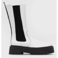 steve madden