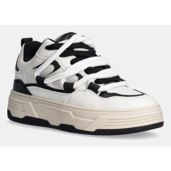 αθλητικά steve madden boomer χρώμα