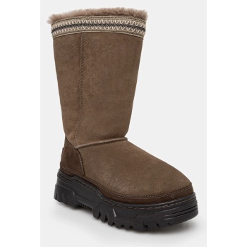 μπότες ugg classic tall trailgazer