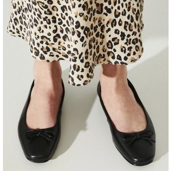 δερμάτινες μπαλαρίνες medicine χρώμα