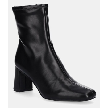 μποτάκια steve madden hurst χρώμα