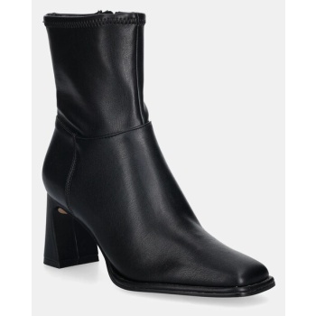 μποτάκια steve madden harp