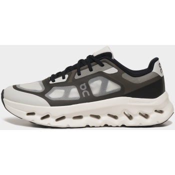 on on cloudtilt remix shoes w