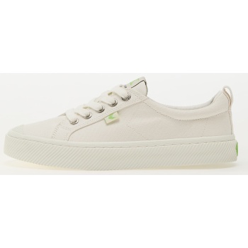 cariuma w oca low off-white σε προσφορά