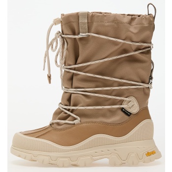 ugg w metropeak sand σε προσφορά