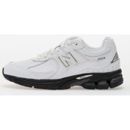  new balance 2002r white