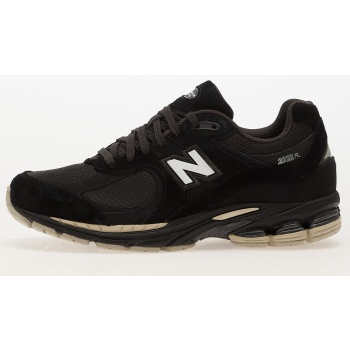 new balance 2002r black σε προσφορά