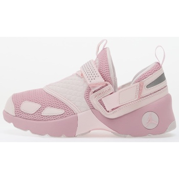 jordan trunner lx iced carmine/ iced