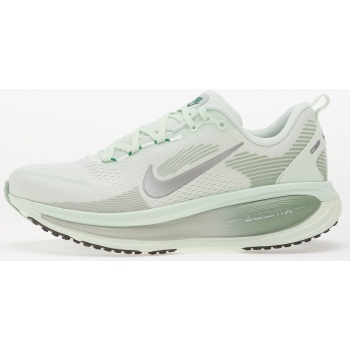 nike vomero 18 barely green/ metallic