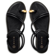  flat sandals