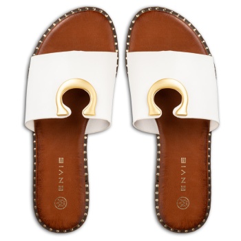 flat sandals σε προσφορά