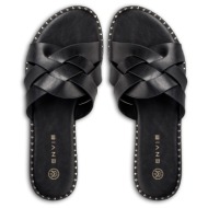 flat sandals