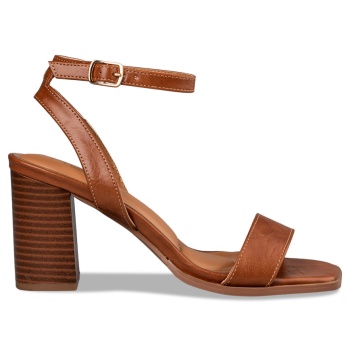 block heel sandals σε προσφορά