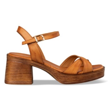 block heel sandals σε προσφορά