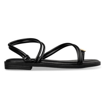 flat sandals