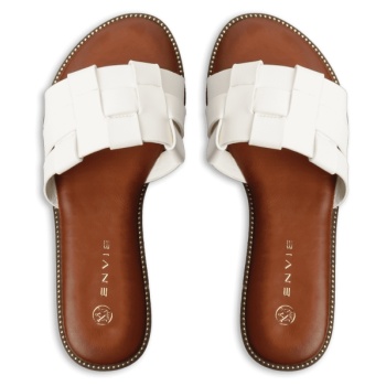flat sandals σε προσφορά
