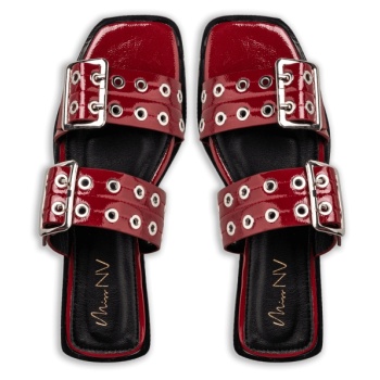 flat sandals σε προσφορά