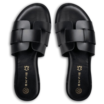 flat sandals σε προσφορά