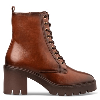 combat boots σε προσφορά