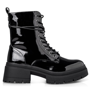 combat boots σε προσφορά