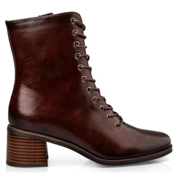 low-heel booties σε προσφορά